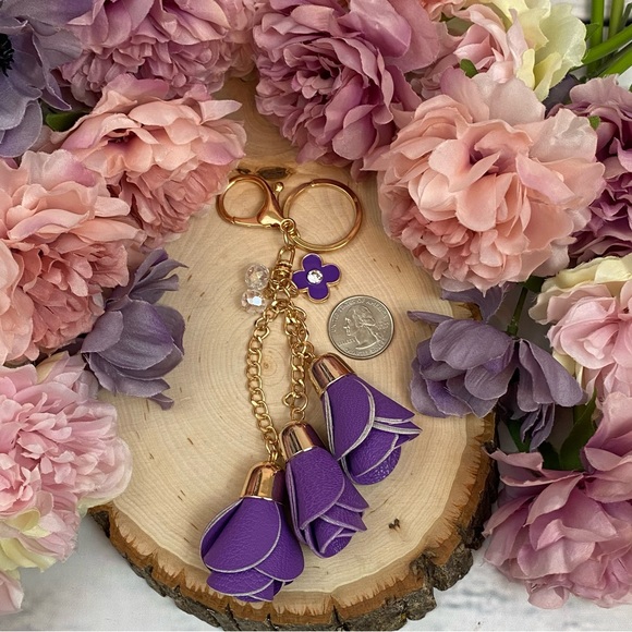 Purple Triple Rose Charm with Beads Keychain - Picture 13 of 14